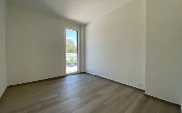 Apartment 4 rooms - image - 11