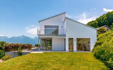 Villa 7.5 pièces - image - 1