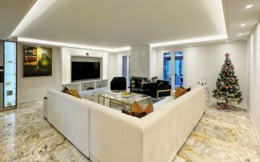 Doppeleinfamilienhaus 6.5 Zimmer - image - 1