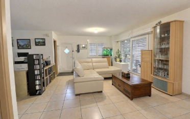 Einfamilienhaus 7.5 Zimmer - image - 3