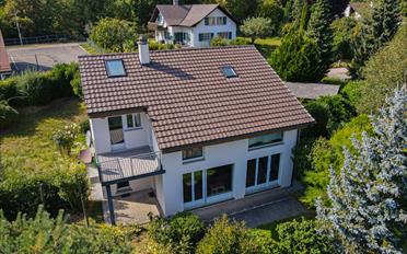 Einfamilienhaus 6.5 Zimmer - image - 1