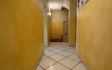 Attic flat 6 rooms - image - 6