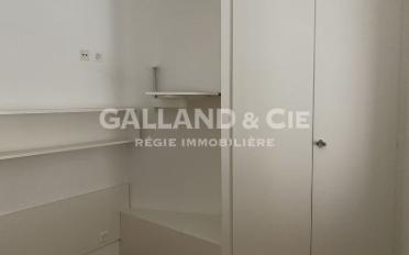 Studio 1 room - image - 3