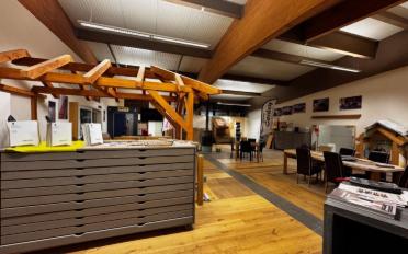 Commercial - image - 4