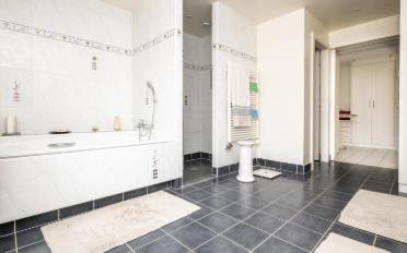 Einfamilienhaus 6.5 Zimmer - image - 12