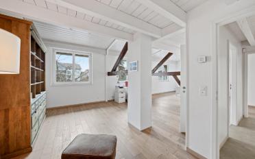 Einfamilienhaus 8.5 Zimmer - image - 11