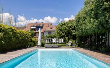 Einfamilienhaus 8.5 Zimmer - image - 1