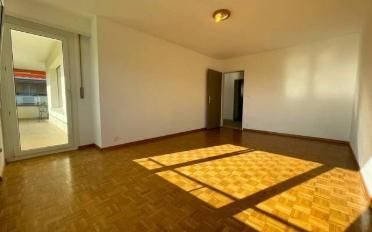 Apartment 4 rooms - image - 9