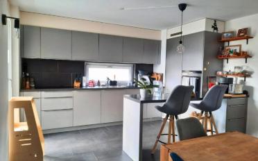 Apartment 4 rooms - image - 4