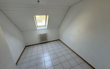Apartment 4 rooms - image - 4