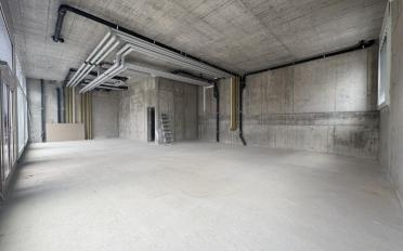 Office - image - 4