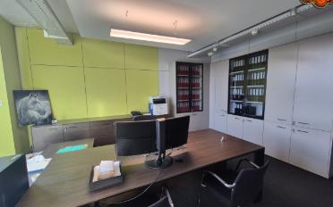 Bureau - image - 8