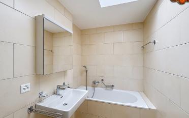 Attic flat 5.5 rooms - image - 6