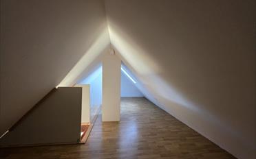 Apartment 4 rooms - image - 7