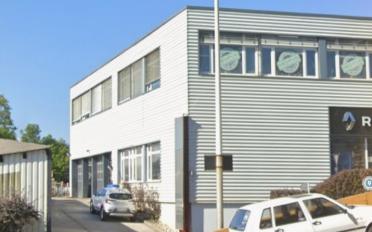 Garage - image - 2