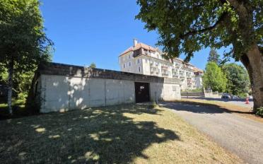 Garage - image - 3