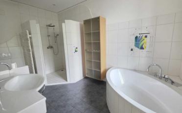 Apartment 5 rooms - image - 8