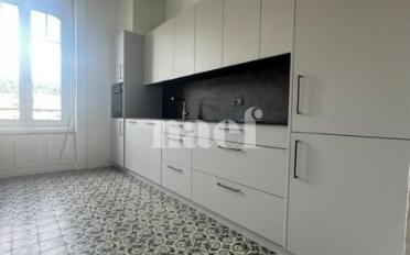Apartment 5 rooms - image - 2