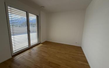 Apartment 4 rooms - image - 3