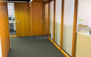 Bureau - image - 9