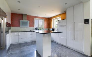 Einfamilienhaus 7.5 Zimmer - image - 3