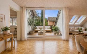 Dernier étage 2.5 pièces - image - 1