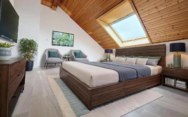 Attic flat 5.5 rooms - image - 4