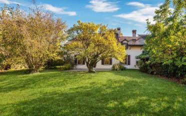 Single house 10 rooms - image - 9
