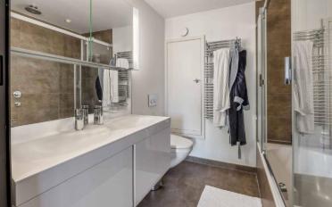 Single house 8 rooms - image - 10
