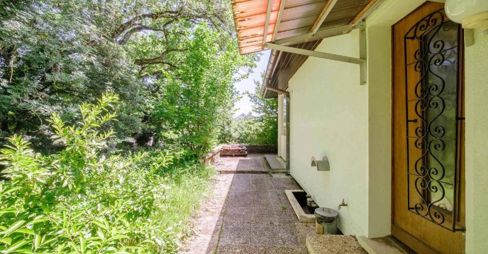 Maison familiale à rénover avec grand jardin