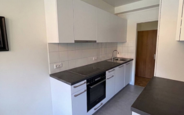 Apartment 4 rooms - image - 3