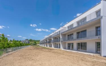 Residential building 7.5 rooms - image - 1