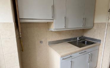 Apartment 4 rooms - image - 3