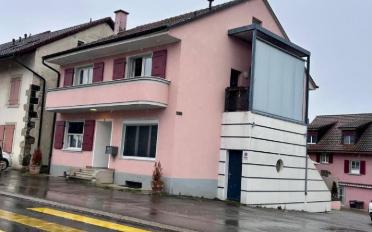 Einfamilienhaus 6.5 Zimmer - image - 1