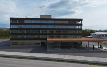 Commercial - image - 2