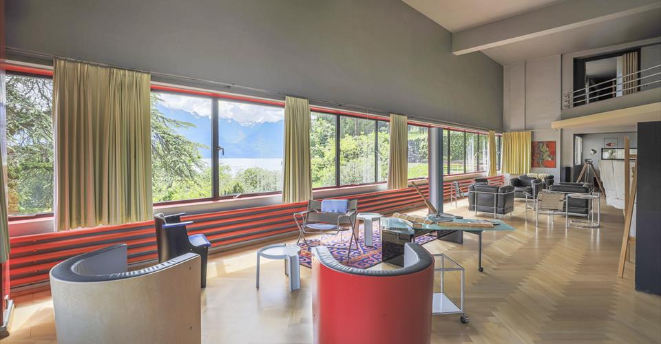 Un chef d'oeuvre de style Bauhaus sur les bords du Lac