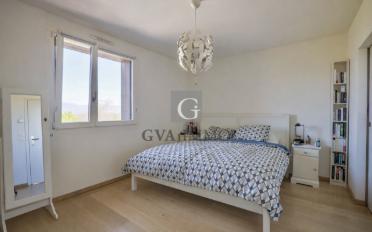 Maison contiguë 7 pièces - image - 6