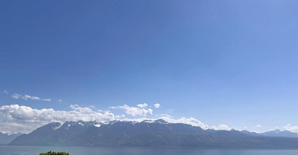 UNIQUE I Villa d'exception avec vue imprenable sur le lac