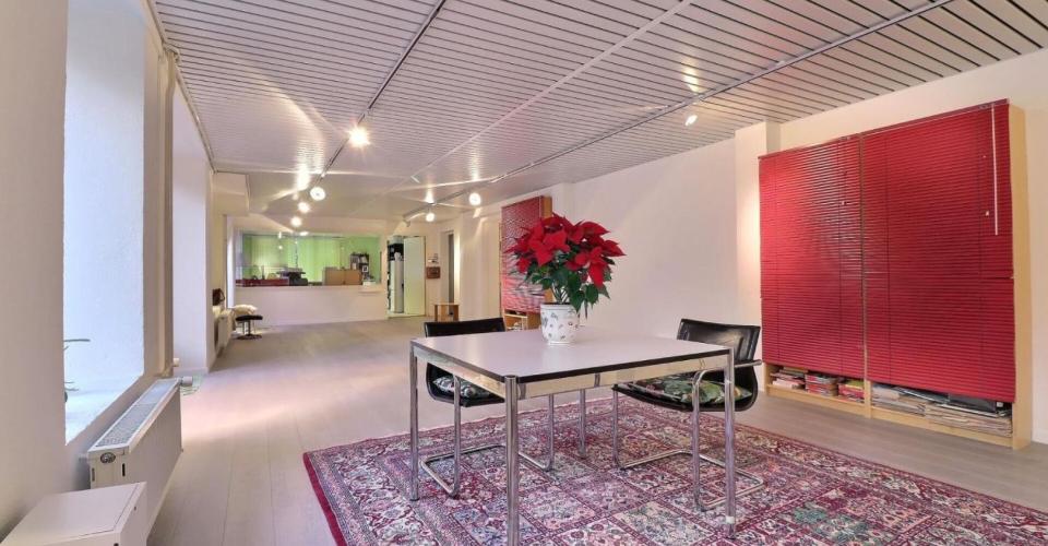 Administratif-Bureau 3.5 pièces 154 m2 à Montreux