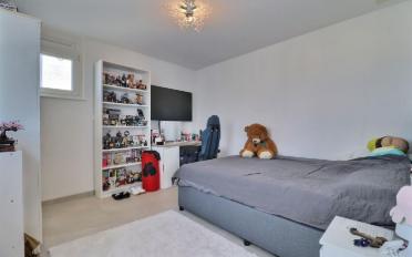 Apartment 4.5 rooms - image - 8