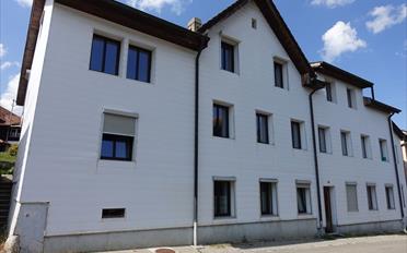 Wohngebäude 12 Zimmer - image - 1
