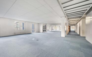 Office - image - 4