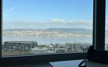 Bureau - image - 1