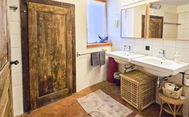 Apartment 20 rooms - image - 8