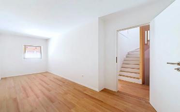 Single house 7.5 rooms - image - 7