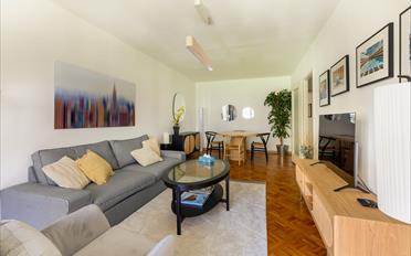 Furnished flat 4.5 rooms - image - 4