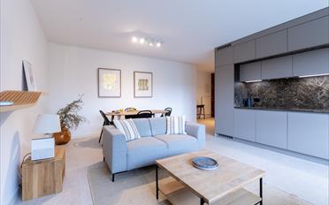 Furnished flat 4 rooms - image - 3
