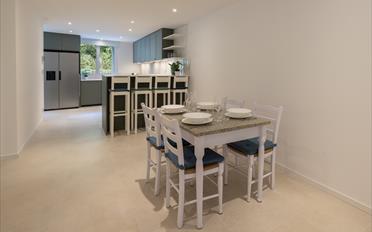 Furnished flat 4 rooms - image - 2
