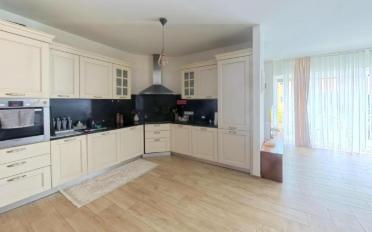 Immeuble mixte - image - 11