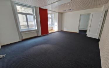 Apartment 4 rooms - image - 8
